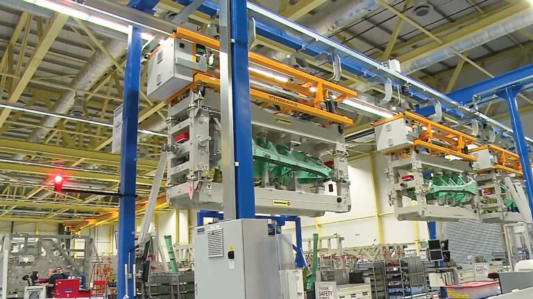 SCX Specialist handling solutions in the defence sector crane and movement