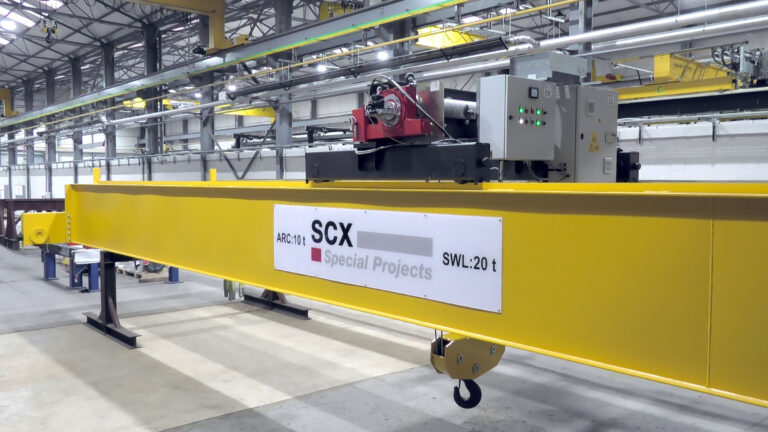 SCX Specialist handling solutions in the defence sector crane and movement